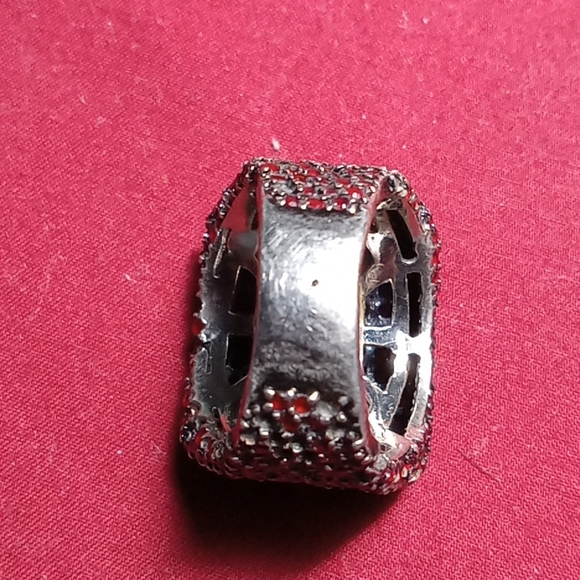 Red diamond ring - Picture 15 of 15